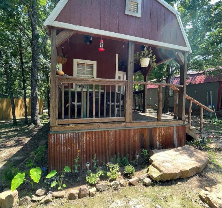 Vian House | Sunset Lane RV & Cabins