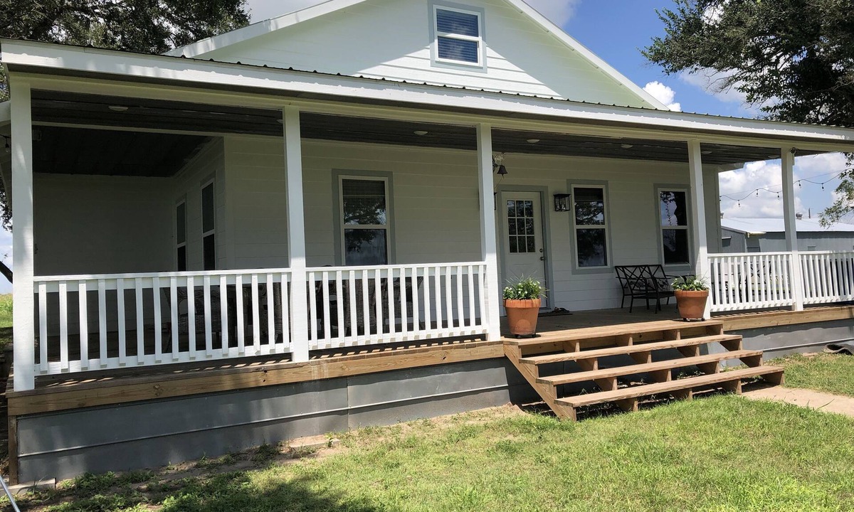 Shiner House | SunShiner Farm - Shiner, TX
