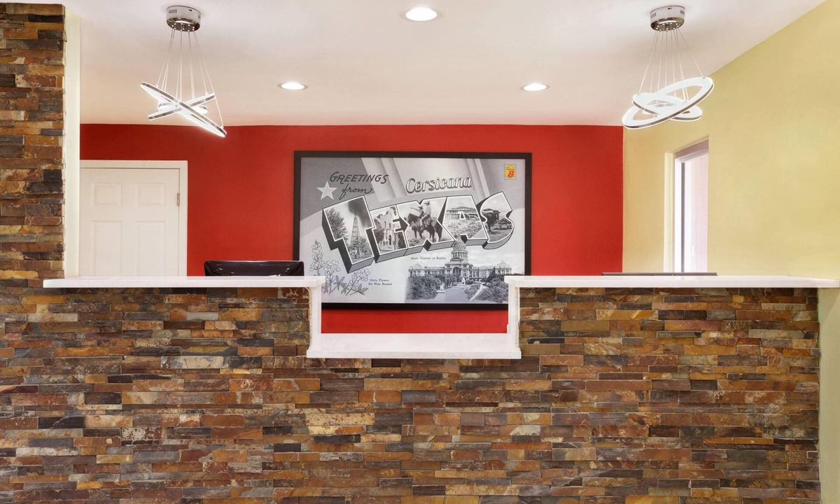 Corsicana Hotel | Super 8 by Wyndham Corsicana