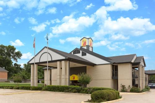 Ruston Hotel | Super 8 by Wyndham Ruston