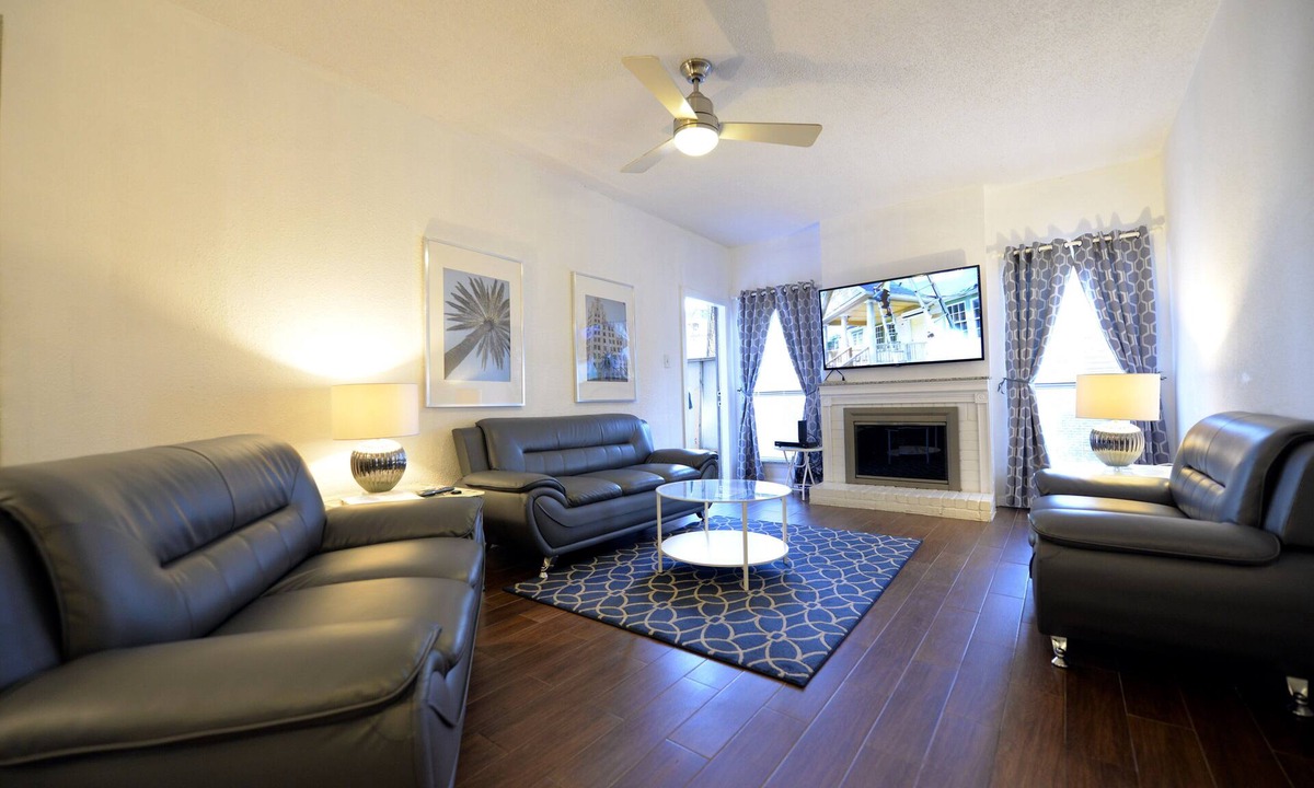 Westchase Apartment | Super Cozy and clean 2 Bedroom 2 bath apartment