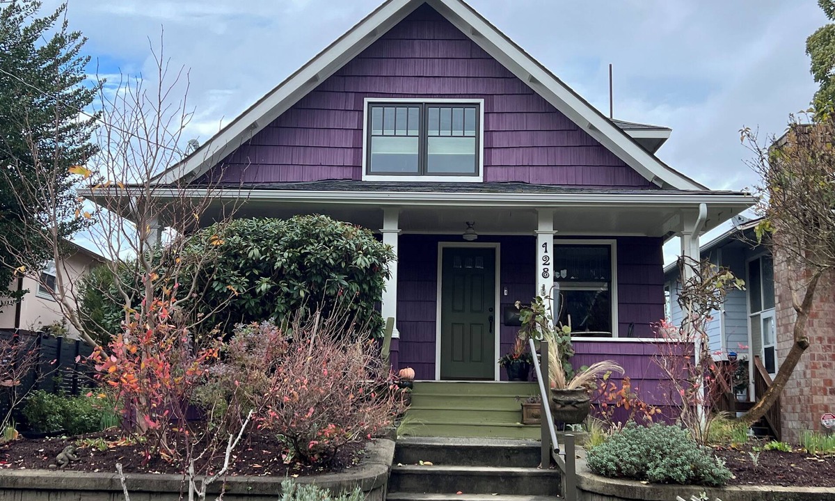 Greenwood Apartment | Superbly Comfy 2-bedroom apartment in Seattle perfect for your getaway-