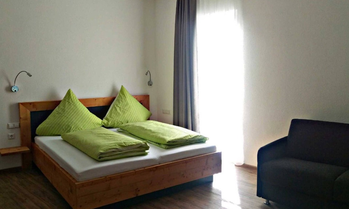 Rust Cottage | SUPERIOR MULTI-BEDROOMS - Pension Yvonne