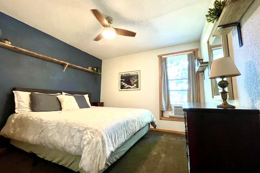 Boles House | Sweet Spacious Loft Perfect for Outdoor and Nature Lovers in Arkansas