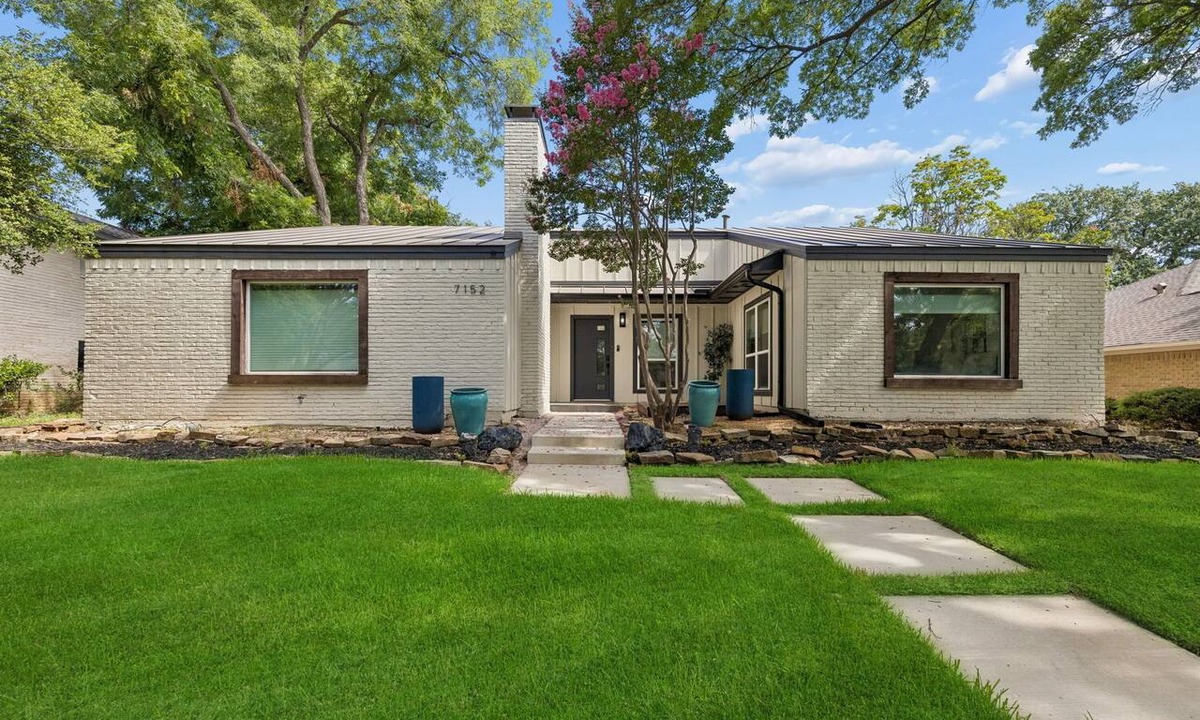 Lake Highlands House | TCH - Spacious 4 bed/3 bath in Dallas with Yard