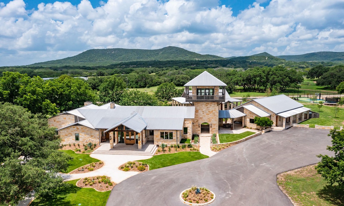 Hondo Resort | Texas Hill Country Exclusive Ranch Resort