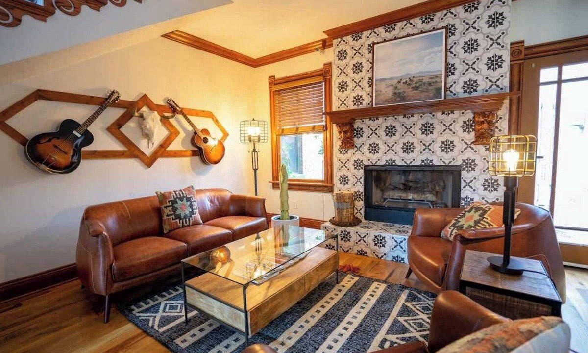 Five Points Apartment | The Curtis Park Club, The Ultimate Group Retreat