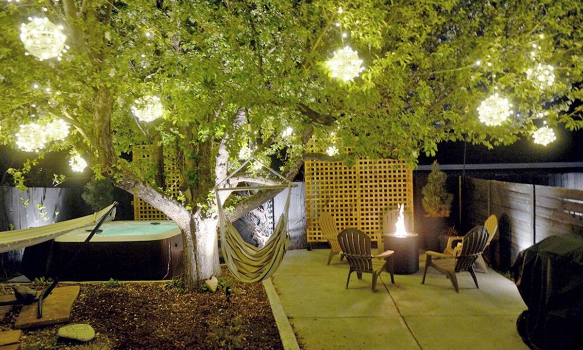 Broomfield House | The Daphne l Luxury Home w/Hot Tub, Gym, Projector