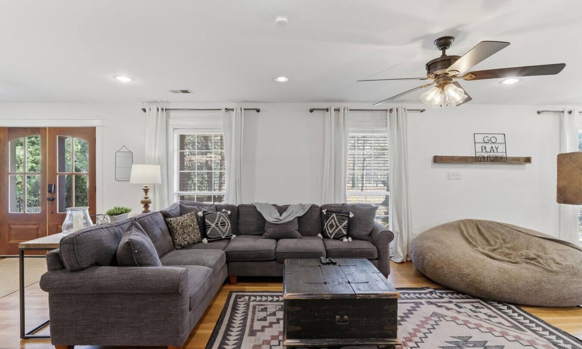 Memphis House | The Given House - Modern Midtown Stay