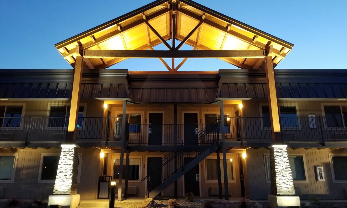 Yakima Hotel | The Hotel Y, a Dazzler Select by Wyndham