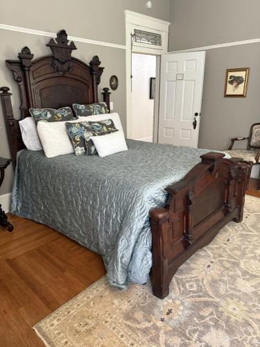 Guthrie Bed & Breakfast | The Martha Dale at The Judges Chambers