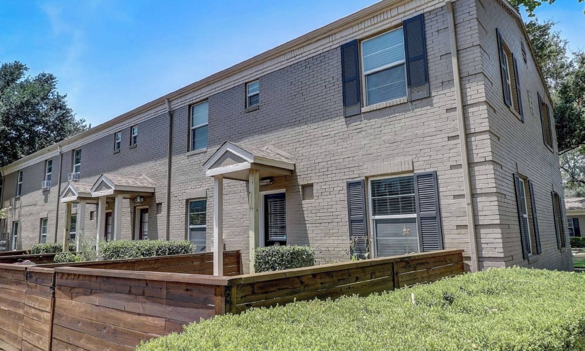 Dallas Apartment | The Monroe by Stylish Stays