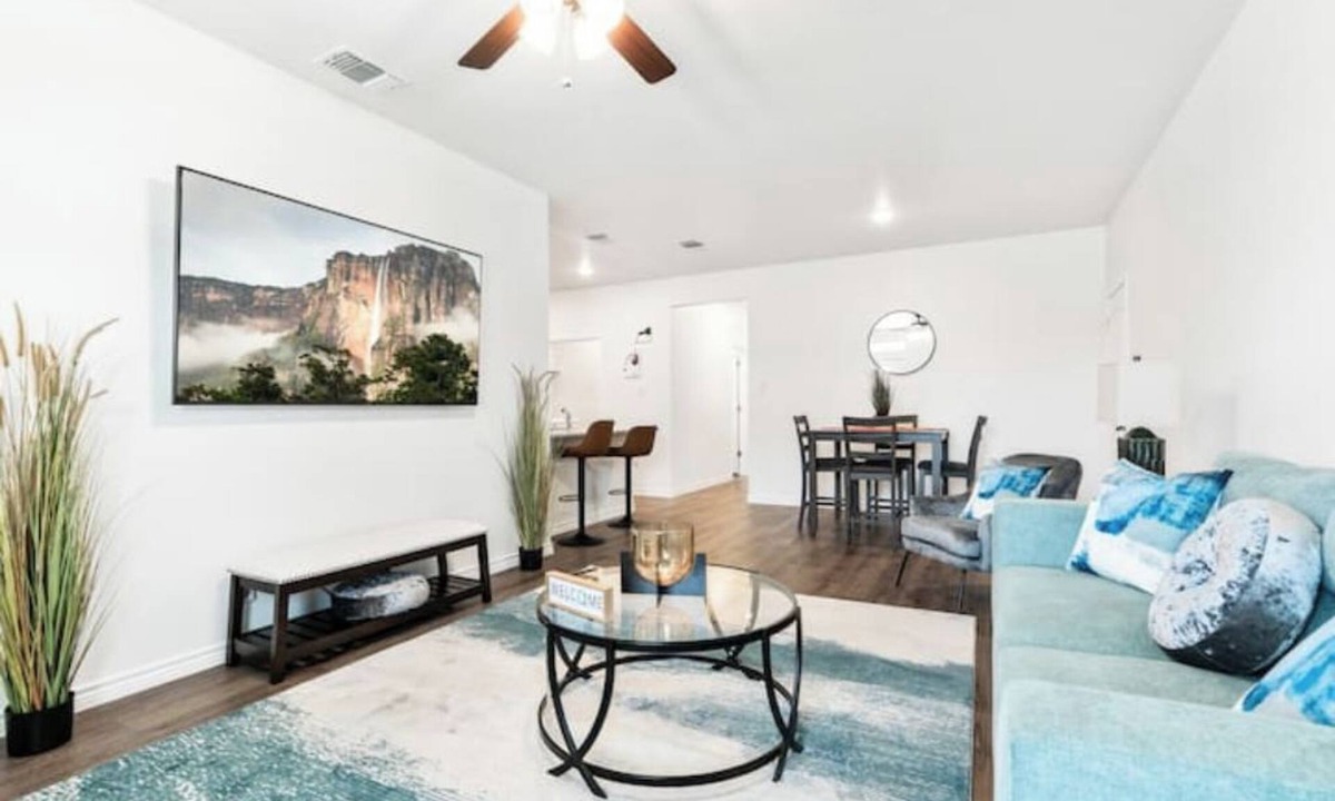 Killeen House | The Oasis!