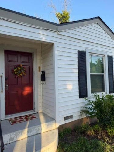 Brady House | The Poplar Cottage