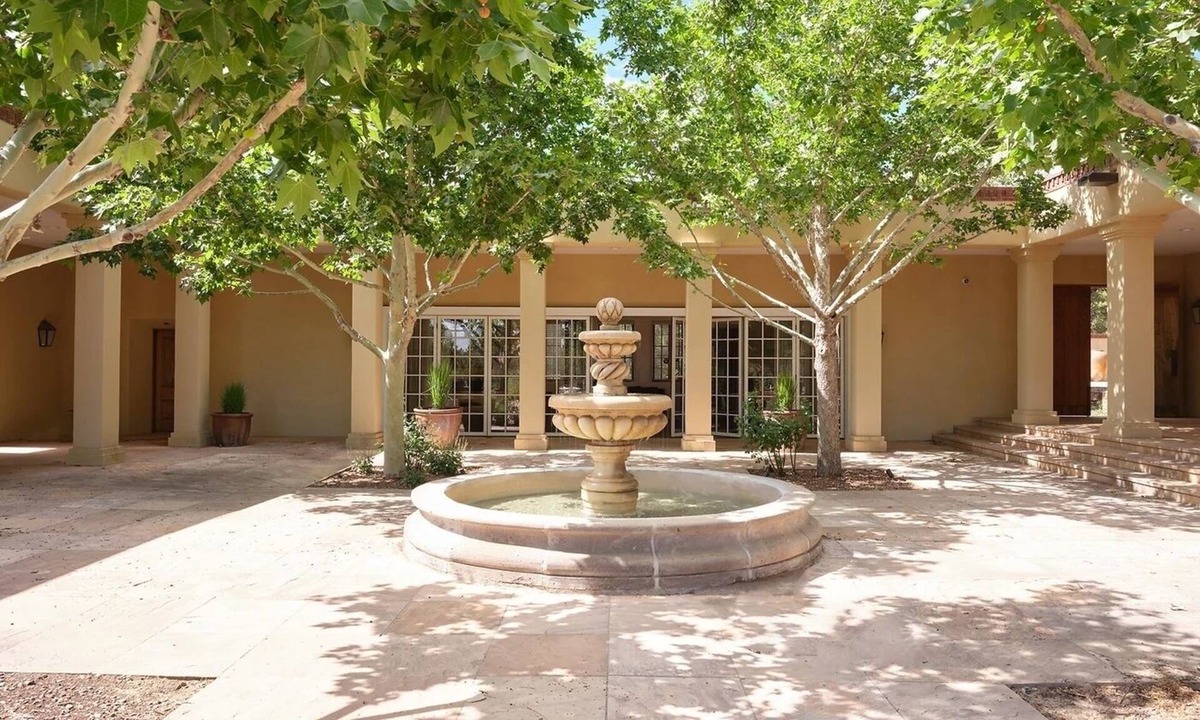 Canoncito House | The Ridge | A Refined Retreat Where Privacy Meets Luxury