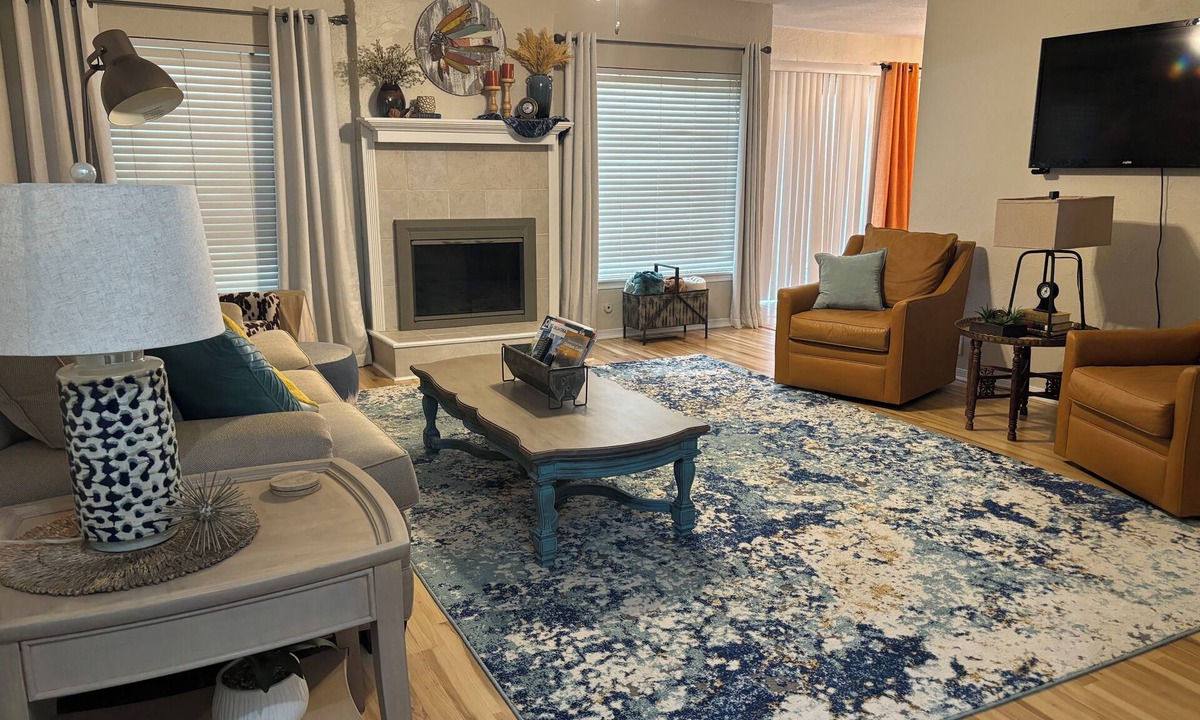 Oklahoma City House | The Twisted Tumbleweed - Spacious 3-bedroom townhome near Lake Hefner in OKC