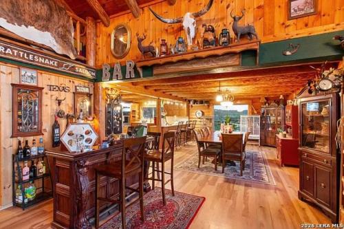 Mico Bed & Breakfast | The Walpole Cabin