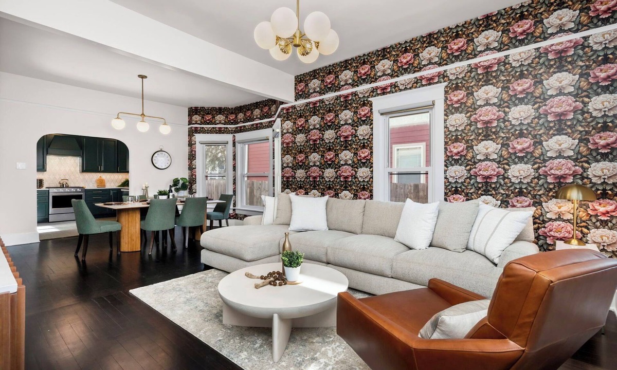 University North House | The Wild Peony | Walk to Old Town FC & CSU Campus