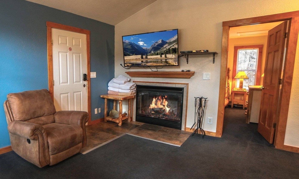 Estes Park Ski Chalet | Timber Creek Chalets: 9 3 Bedroom Chalet