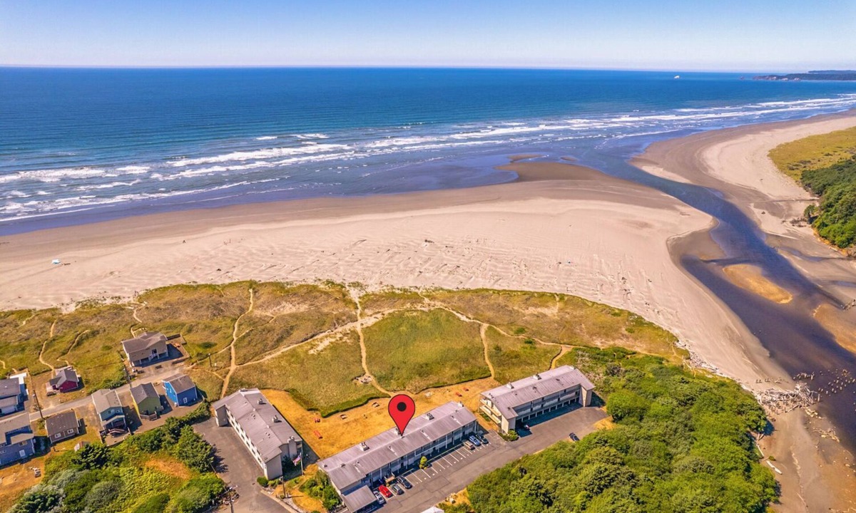 Moclips Condo | Top Floor Condo right on the Beach
