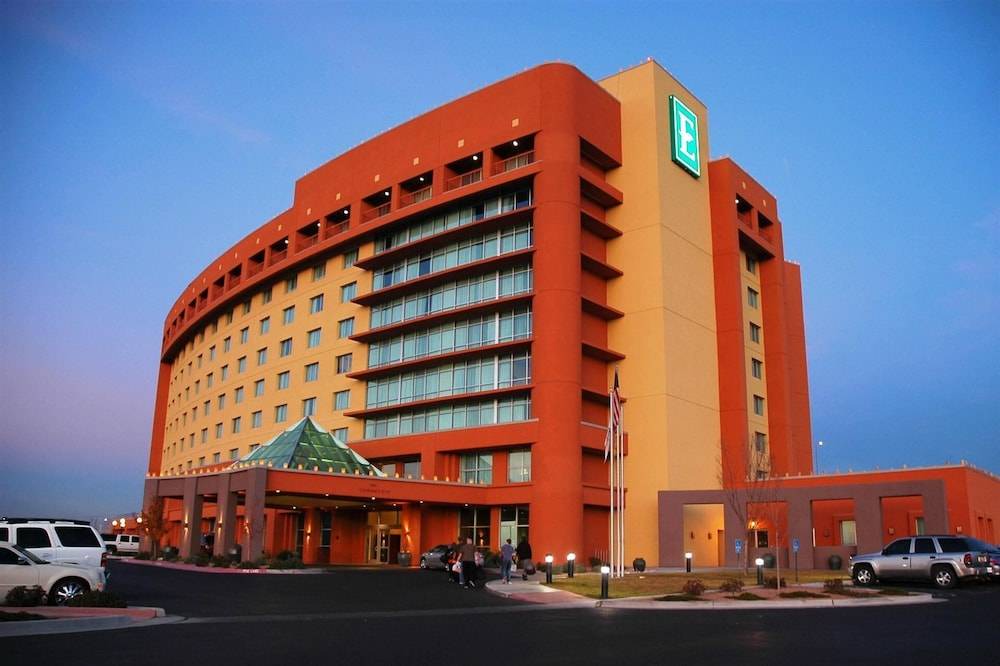 Albuquerque Hotel | Embassy Suites by Hilton Albuquerque