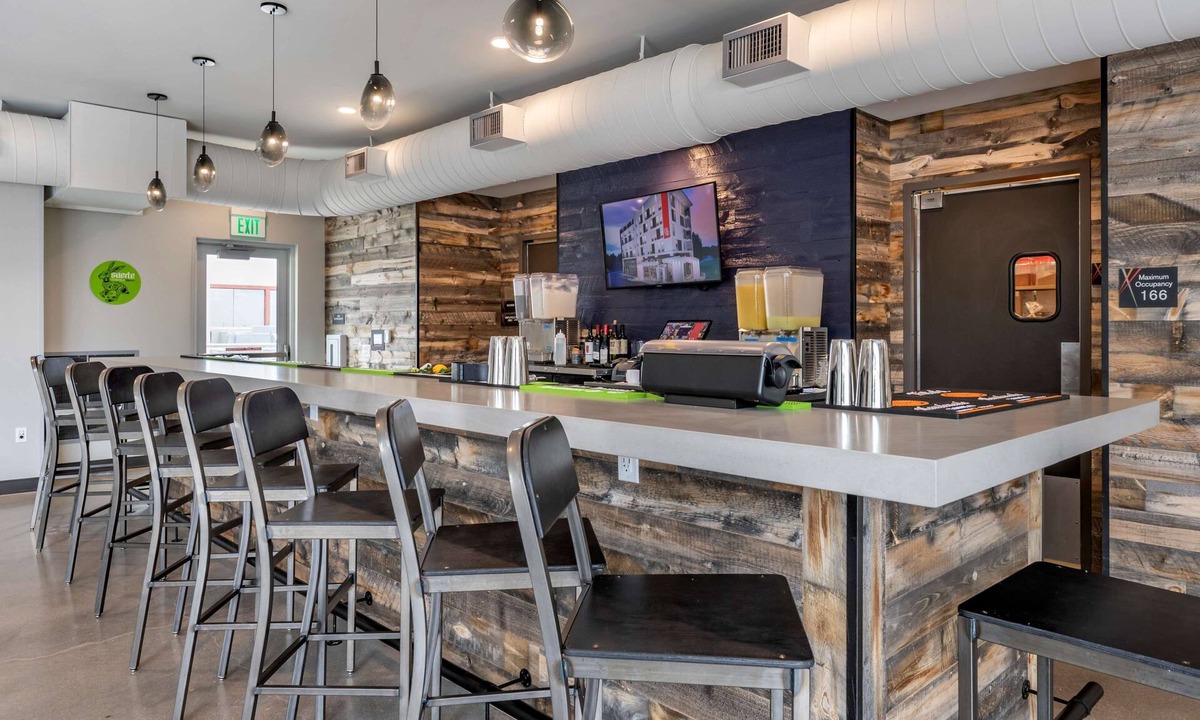 River North Art District Hotel | Vīb Hotel by Best Western Denver RiNo