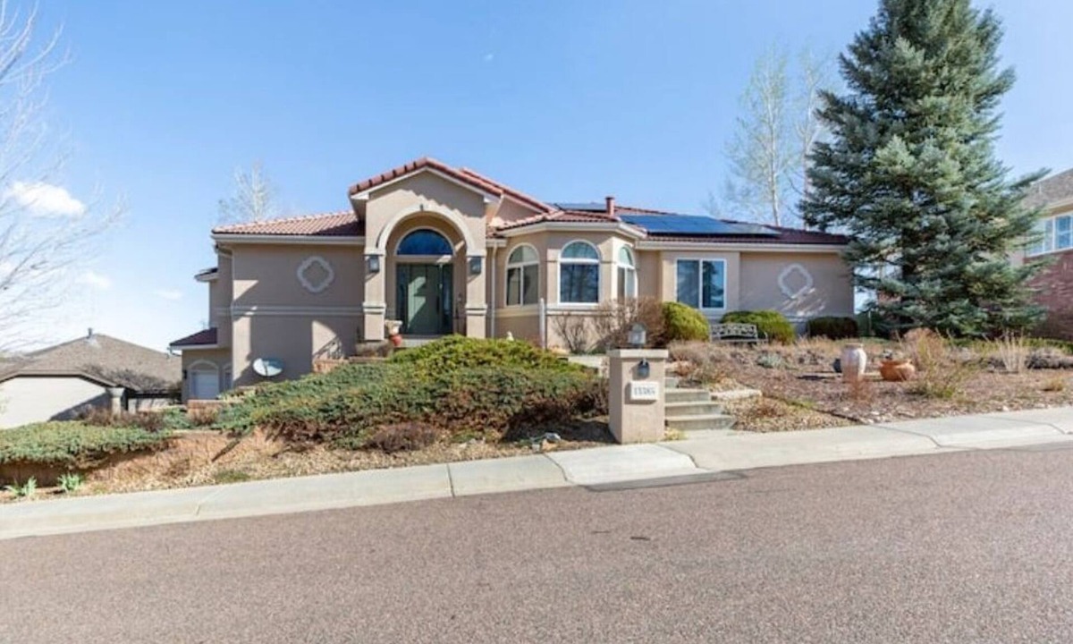 Ralston Valley Apartment | Vacation in Colorado soon? STR Private Furnished Unit.