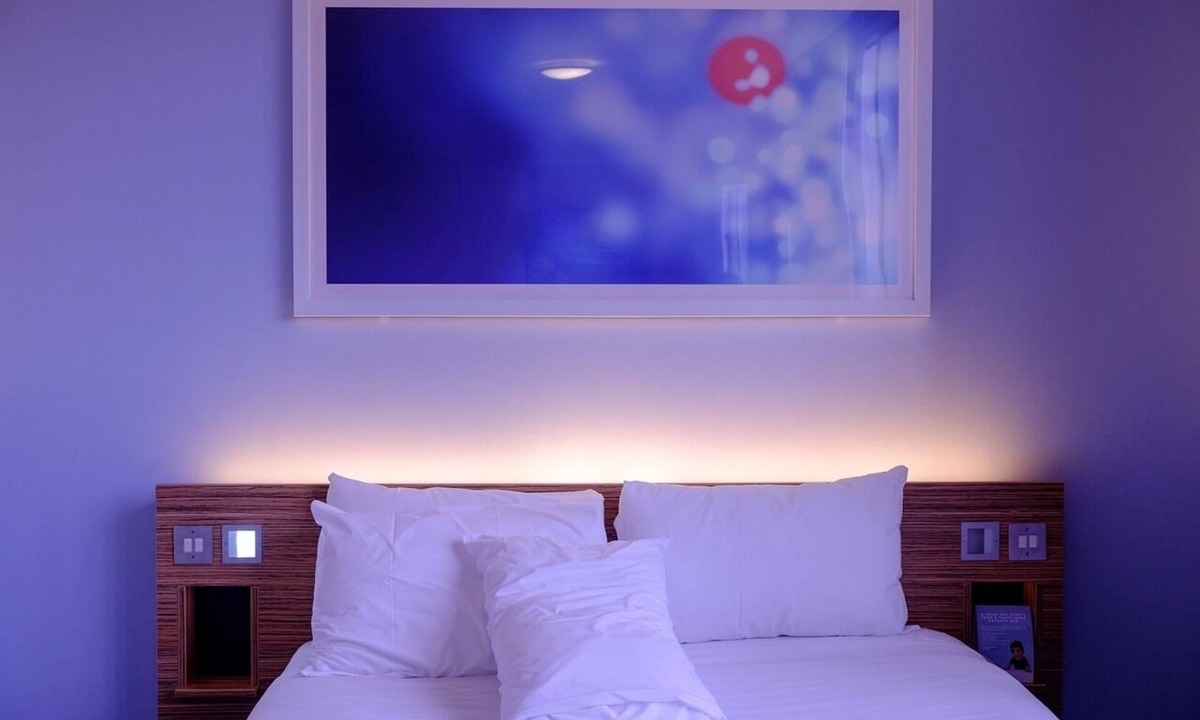 Converse Hotel | Very Poor Apartment2