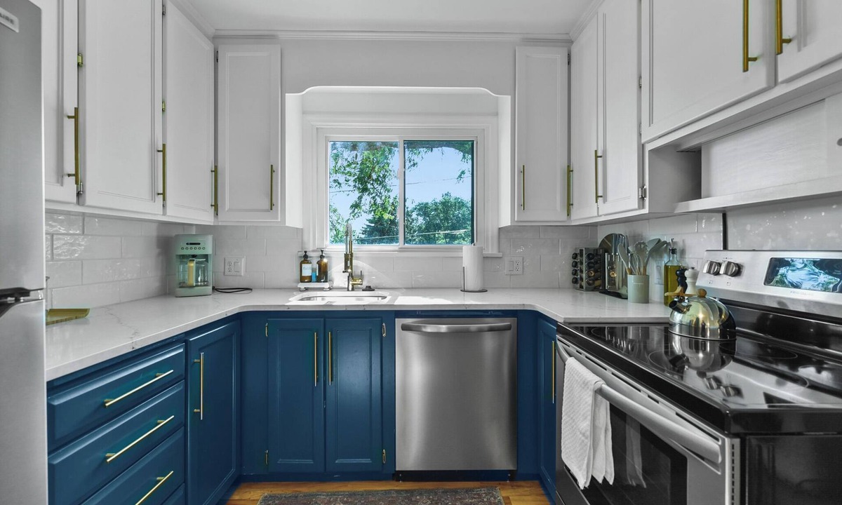 Omaha House | Vintage Modern Mid-Century Gem