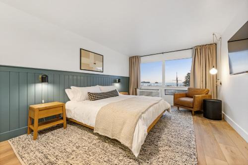 Juneau Apartment | Walkable luxe studio with view 6