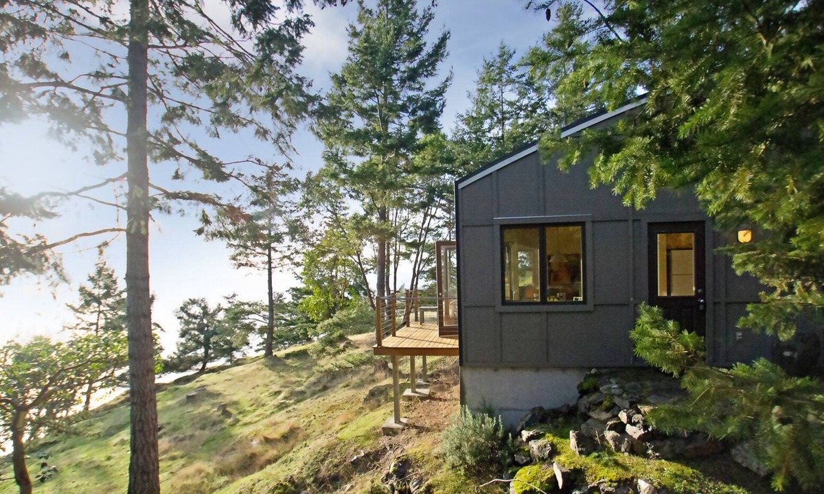 Friday Harbor House | Waterfront Cabin! Adults Only (Whale Watch Point)