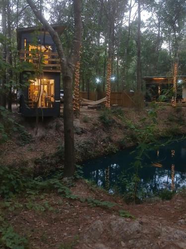 Plantersville Villa | Waterfront Getaway near Houston - Fishing