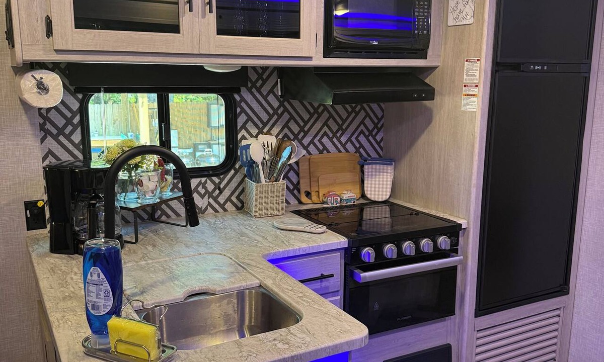 Theodore House | Waterfront Getaway with Campfire Fishing Kayaking Biking Near Beaches & MS