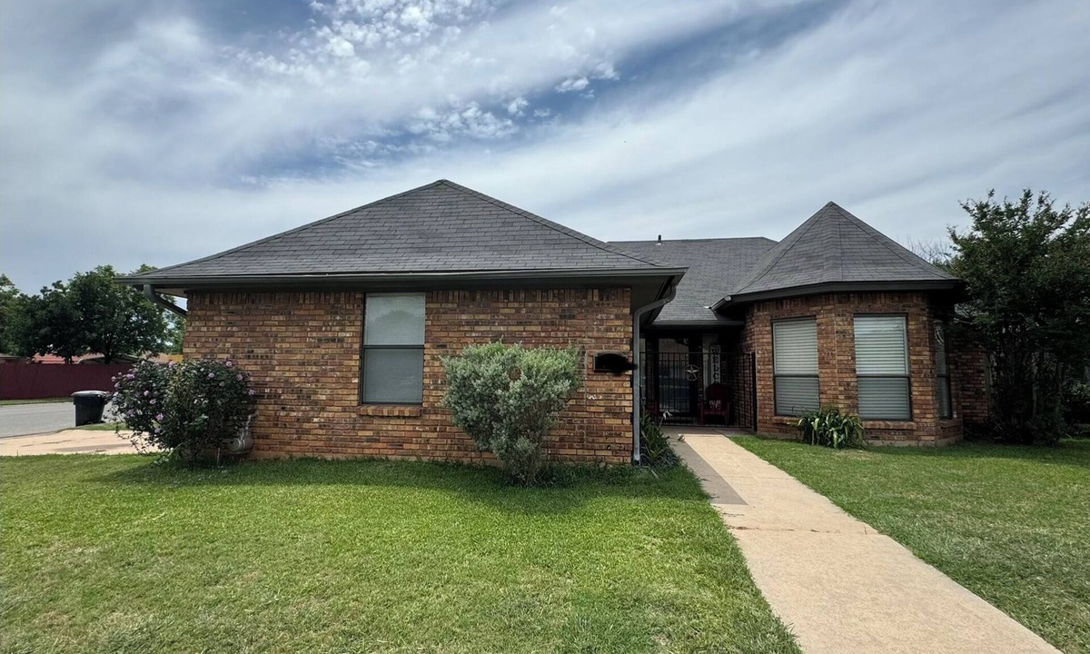 Abilene House | Welcoming 2-bedroom house with AC in vibrant Abilene