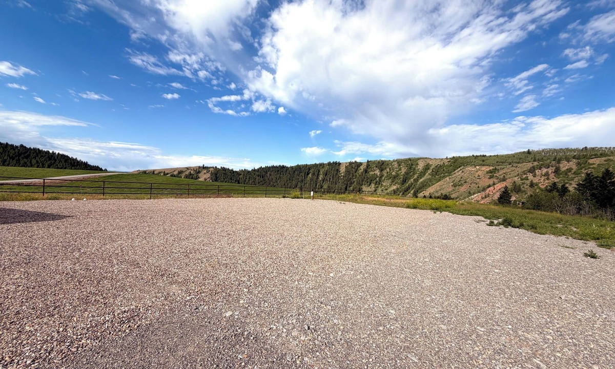 Thayne RV Rental | Willow Creek Wanderlust RV
