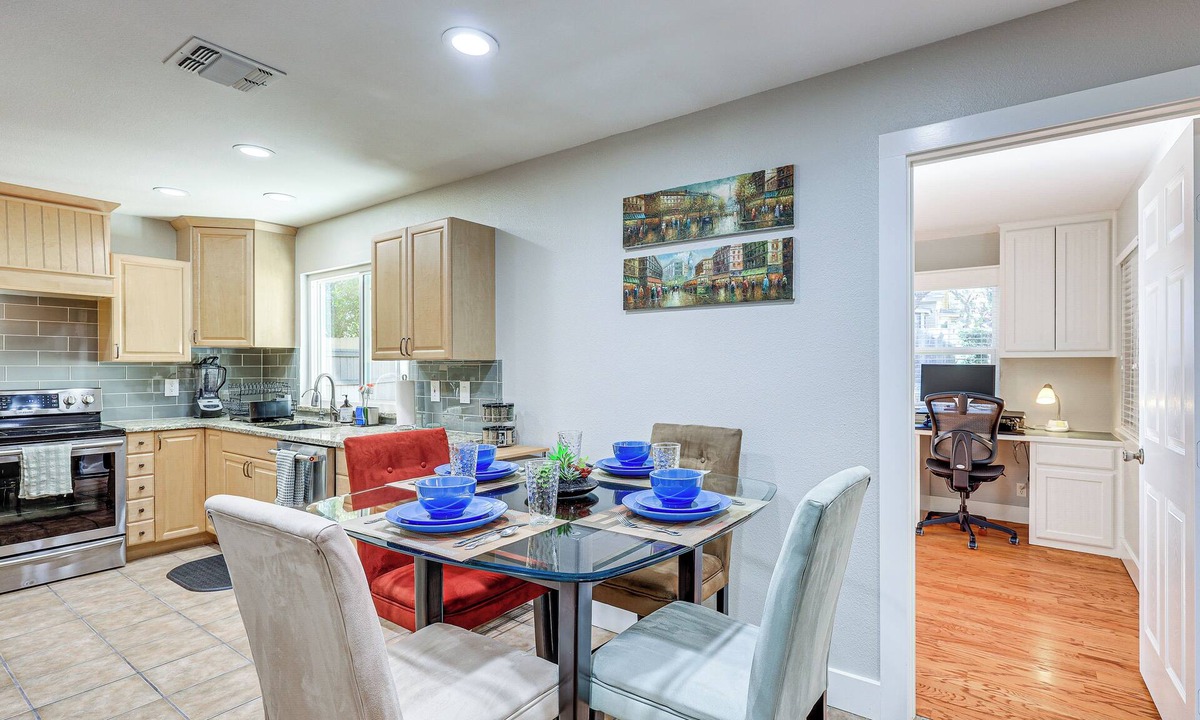 San Antonio House | Work, Explore & Unwind: Convenient San Antonio Gem