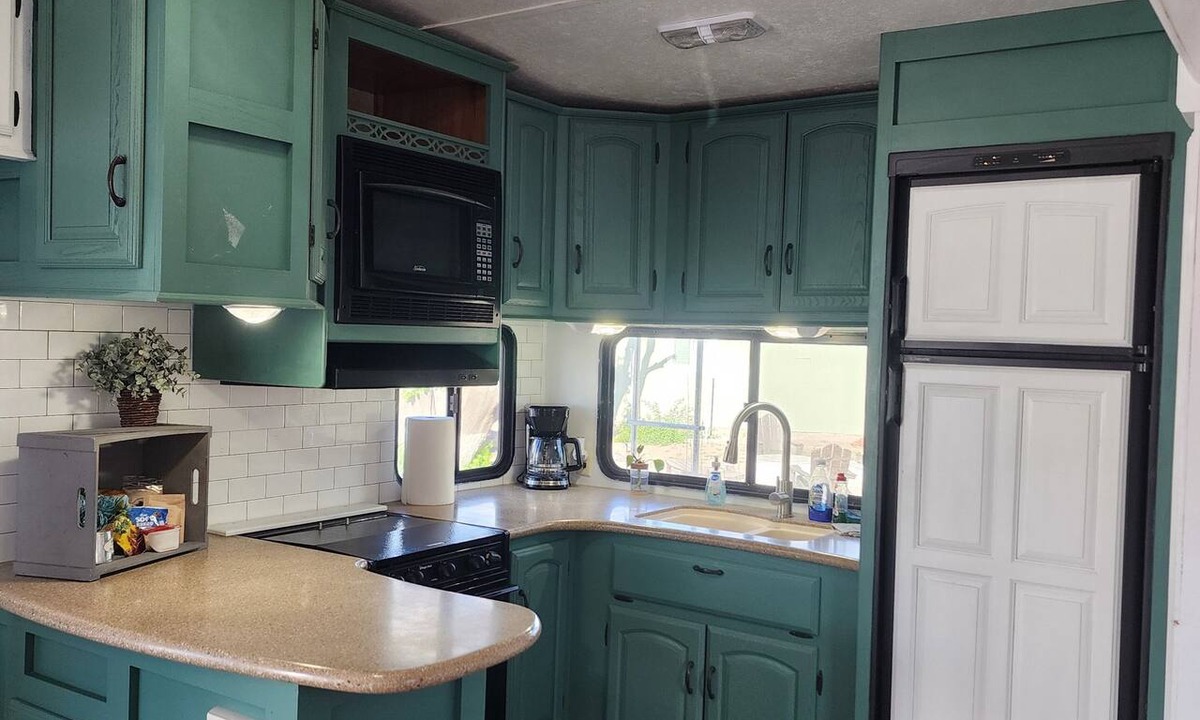 Duncan RV Rental | York Oasis Contractor's Retreat