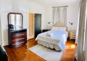 Entire Home Downtown - 2 BR 2 Bath