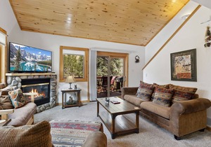 Fall River Retreat Private Hot Tub