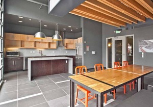 Sleek SLU 1BR w/Gym & Parking, walk to Space Needle, by Blueground