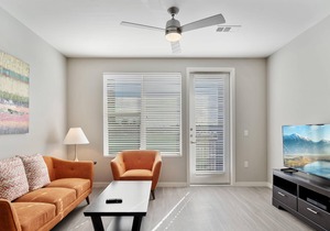 Stay Gia Modern 1BR Apartment with Swimming Pool