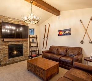 Trailhead Lodge 