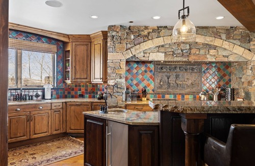 Empire Pass House | Ski-In Ski-Out Deer Valley Luxury Chalet, Hot Tub, Views, Fireplaces, Luxe Mountain Style
