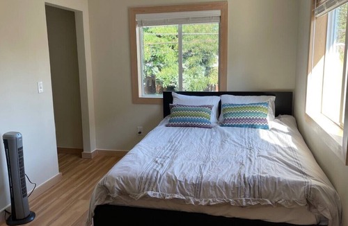 North Admiral Cottage | 1 Bedroom detach unit-10 min walk to Alki beach