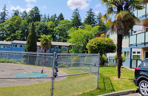 Tukwila Apartment | 1 bedroom in 3 BR condo