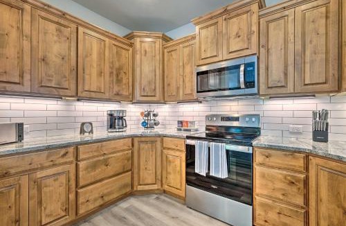 Loveland House | 1 Mi to Downtown Loveland: Cozy Getaway!