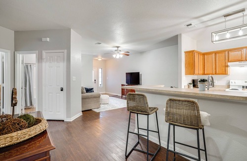 Weatherford House | 1 Mi to Historic Dtwn Weatherford: Home w/Yard