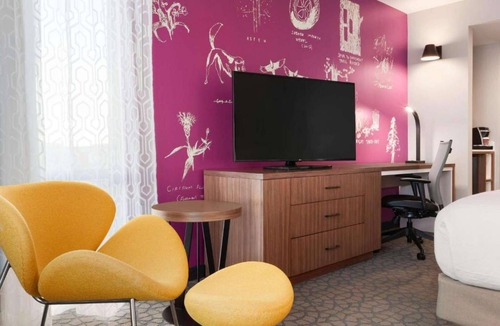 Whittier Hotel | 1 Mile to CU | Pool. Spa + Hearing Accessible Room