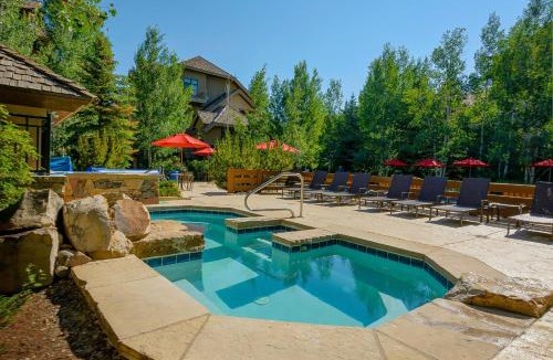 Edwards House | 106 Pinecone Lodge