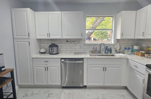 South Arlington House | 14 minutes from att stadium, 5 bedrooms home for big family stay